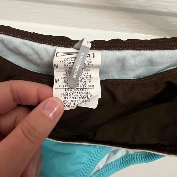 Speedo axcelerate skirted bikini - Picture 9 of 10